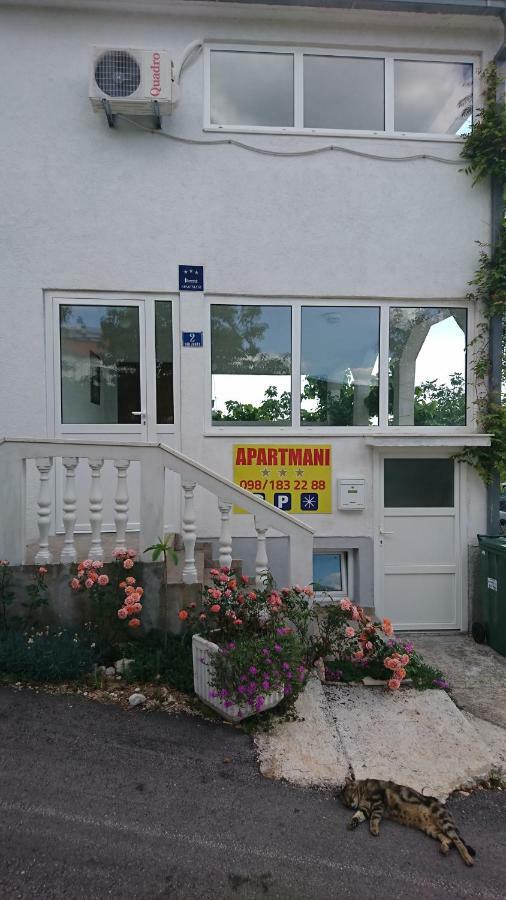Apartmani Kocka Primošten Extérieur photo